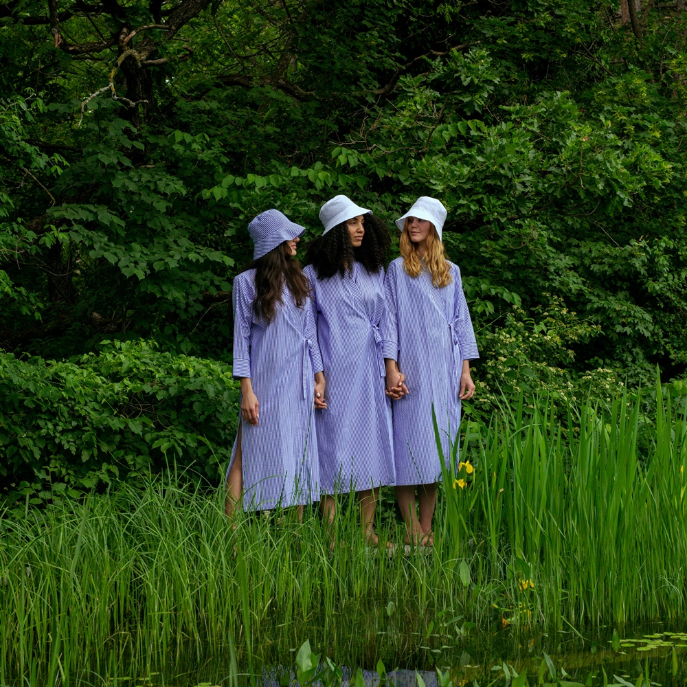 Thermalbad Bucket Hat in Kooperation mit Kalissi weiss Wald