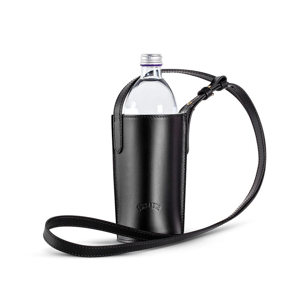 Schwarze Ledertasche zum tragen von Flaschen